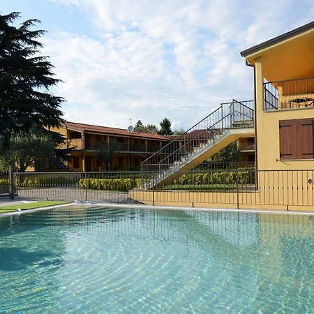 Aparthotel La Perla Monte Isola Zewnętrze zdjęcie