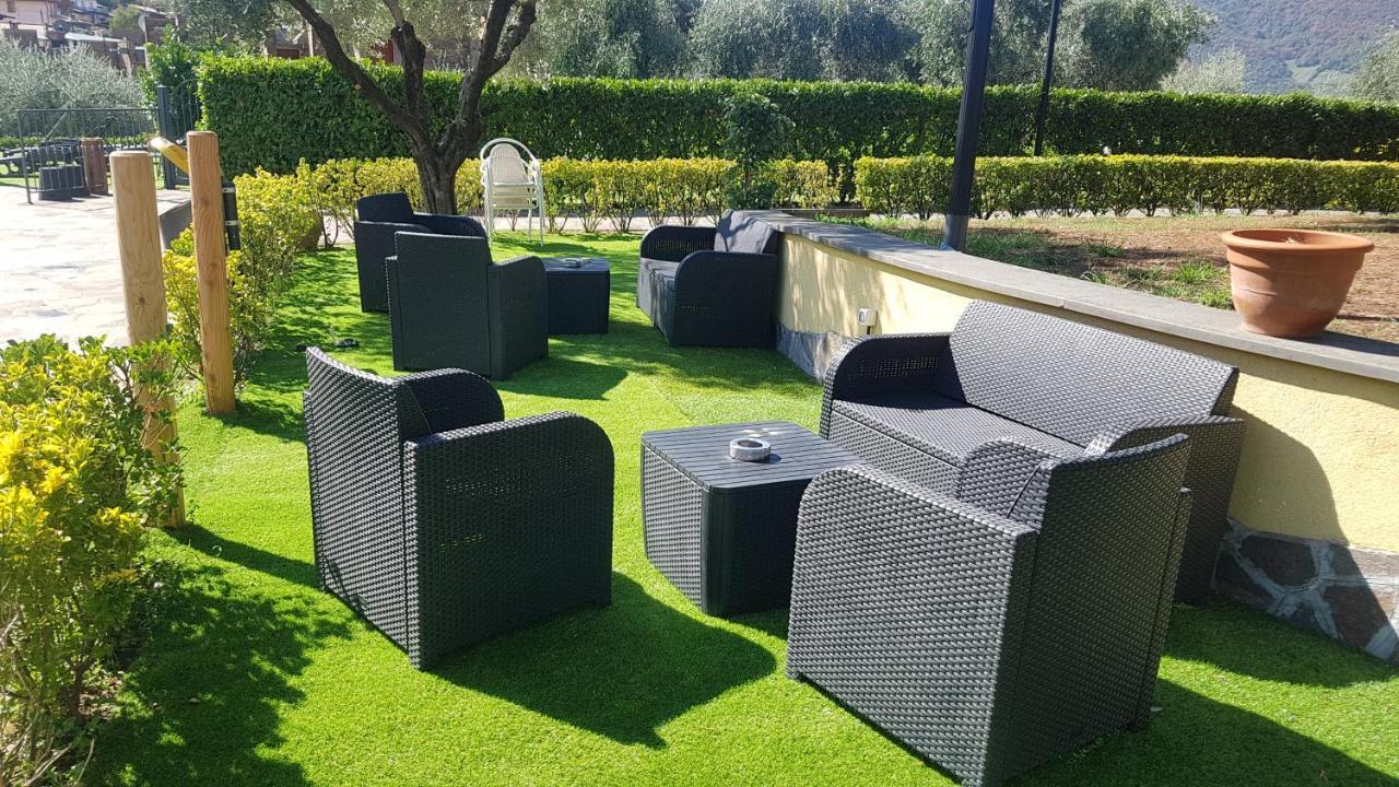 Aparthotel La Perla Monte Isola Zewnętrze zdjęcie