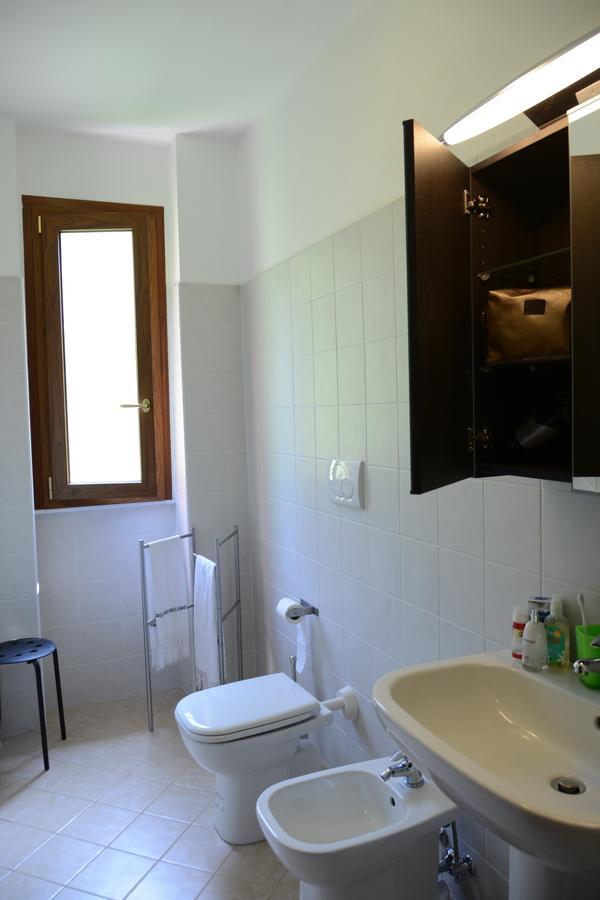 Aparthotel La Perla Monte Isola Pokój zdjęcie