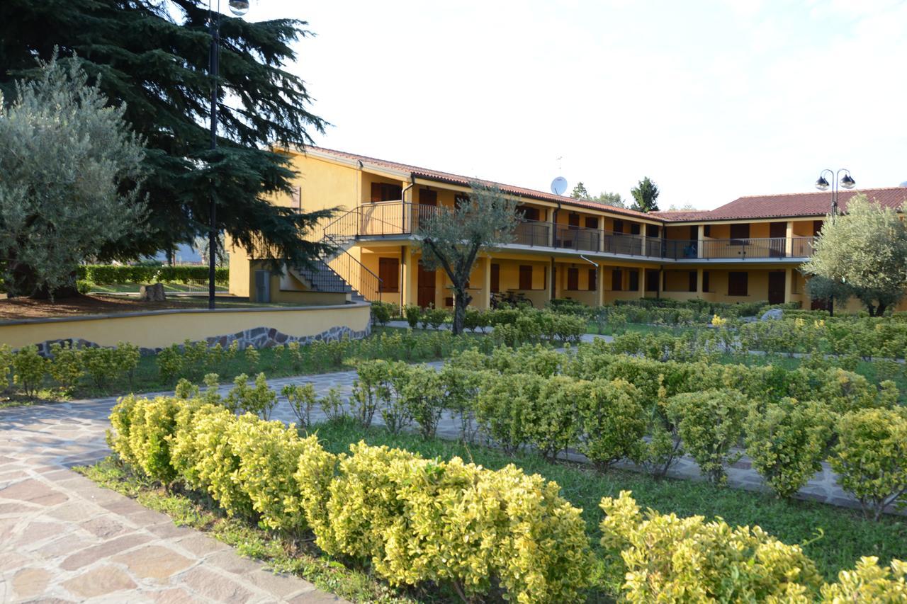 Aparthotel La Perla Monte Isola Zewnętrze zdjęcie